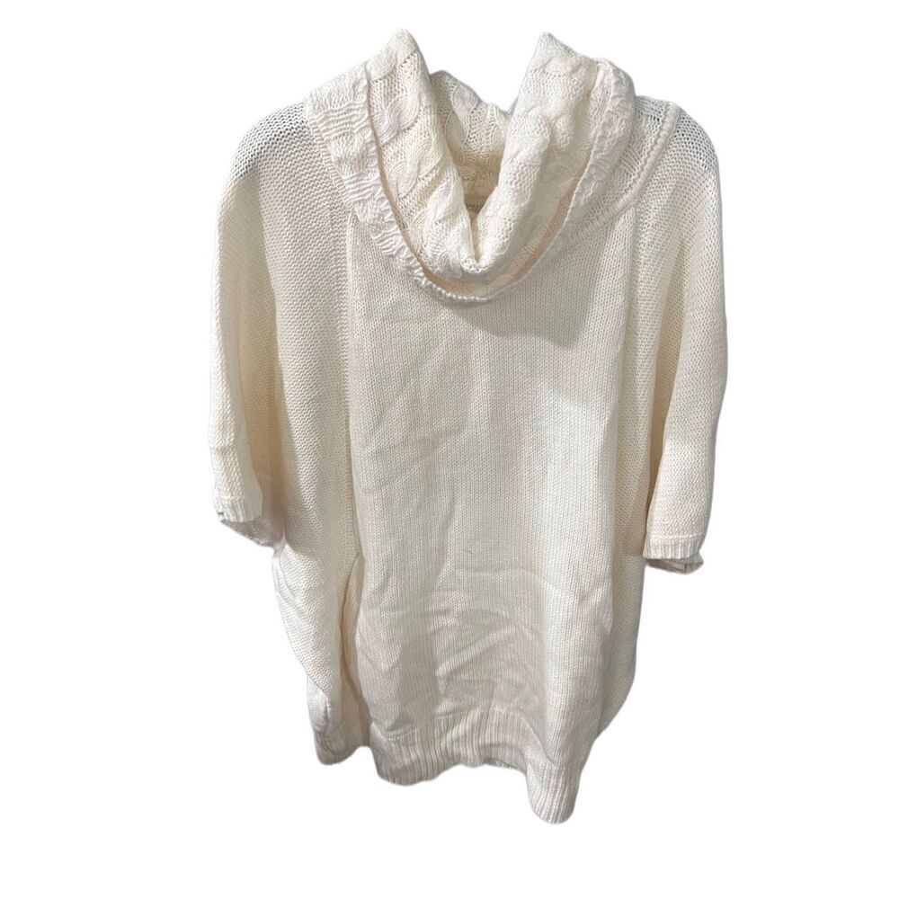 ☑️NY & Co Short Sleeve Cream Sweater with Pockets